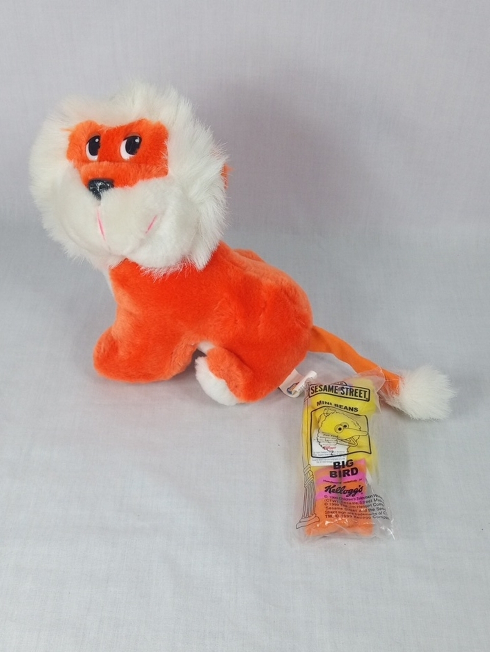 Kellogg's Sesame Street Big Bird Mini Beans And Orange And White Plush Lion